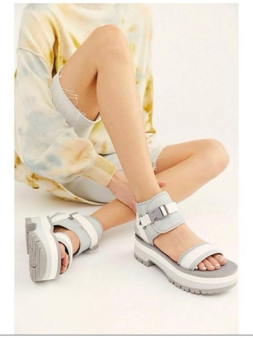 NWT Teva Sandals Woman S-7 Indio Jewell White Grey